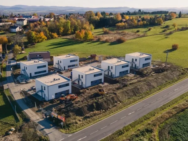 Dodávka a&nbsp;montáž oken, developerský projekt